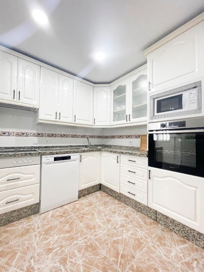 Holidays2Malaga Tomas De Echeverria 150 Mts To Beach & High Speed Wifi & Parking 아파트 외부 사진